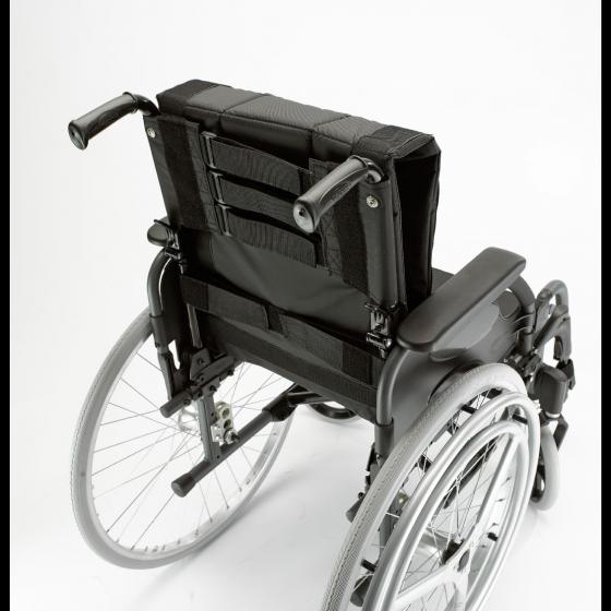 Invacare Action3 NG Leichtgewichts-Rollstuhl- robuster Aluminiumrahmen- verstellbarer Rückenwinkel- belastbar bis 125 kg