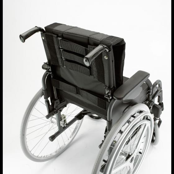 Invacare Action3 NG Leichtgewichts-Rollstuhl- robuster Aluminiumrahmen- verstellbarer Rckenwinkel- belastbar bis 125 kg